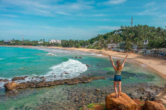 Bailey-at-Parrot-Rock-in-Mirissa-Sri-Lanka-1